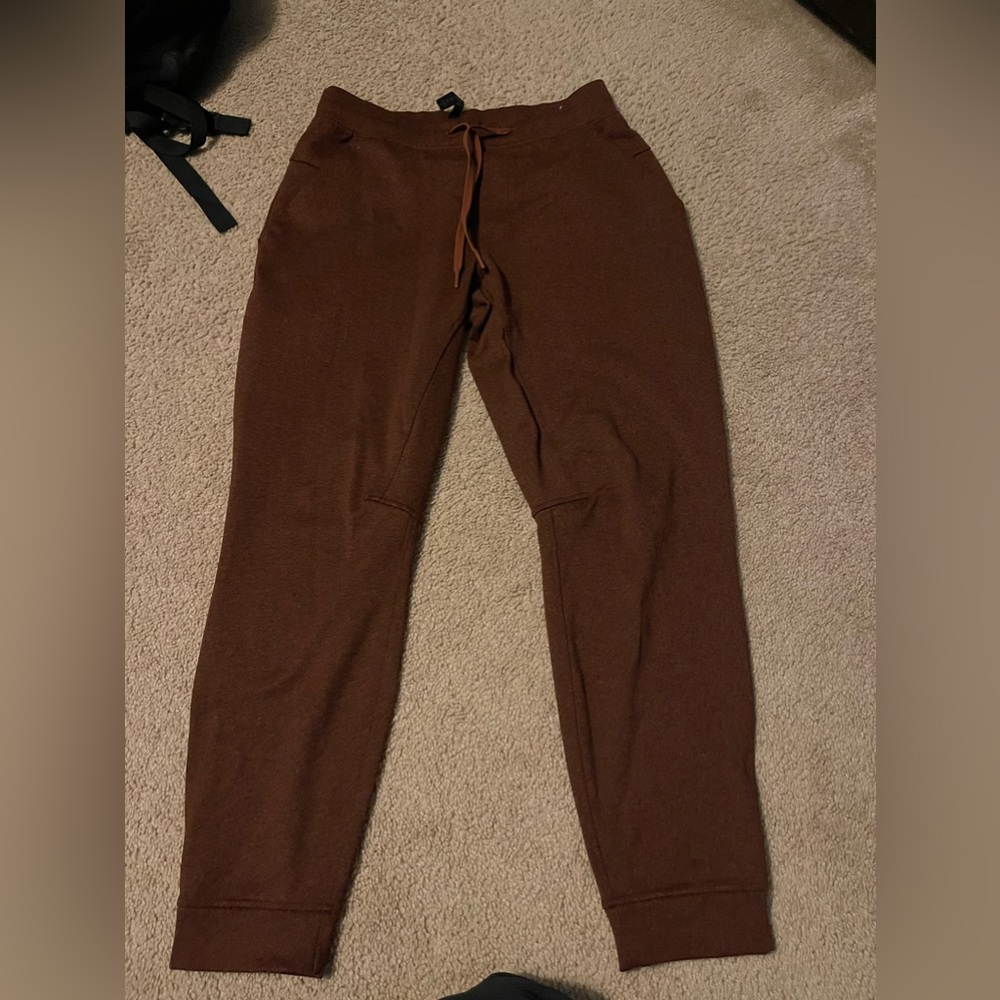 Lululemon joggers